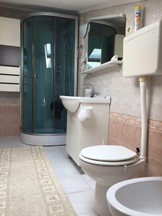 Blue Moon Apartments 里耶卡 外观 照片